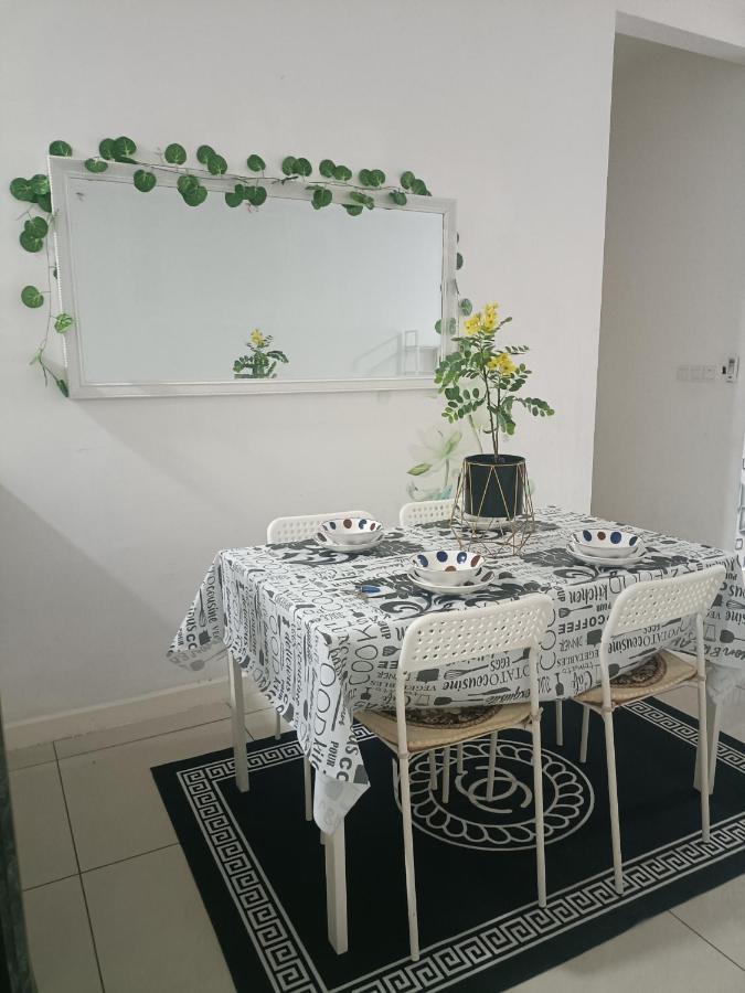 Cikta'Z Homestay Southville City Bangi Kampong Tangkas Εξωτερικό φωτογραφία
