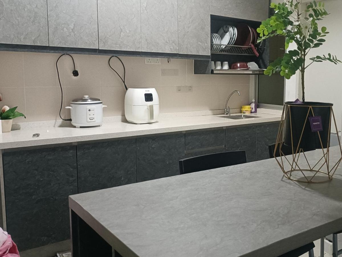 Cikta'Z Homestay Southville City Bangi Kampong Tangkas Εξωτερικό φωτογραφία